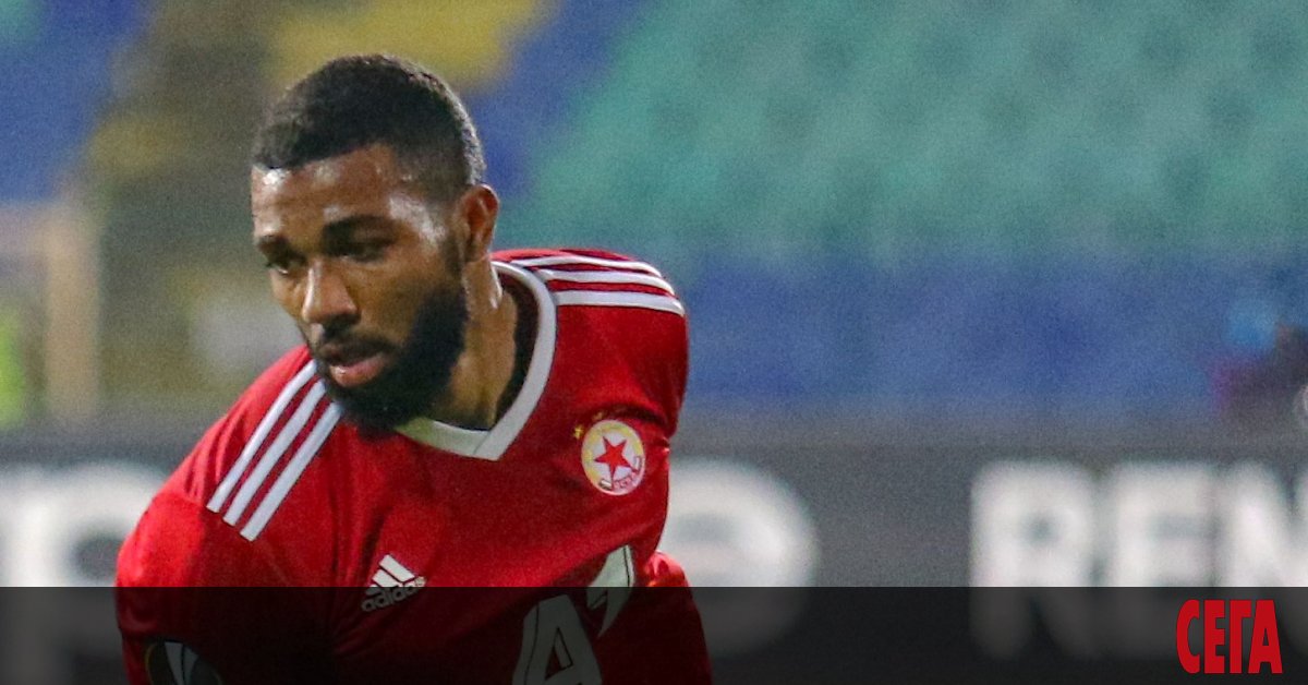 Нападателят на ЦСКА-София Джером Синклеър ще напусне отбора след края