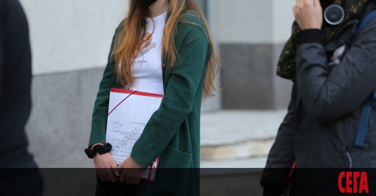 Днес е последният изпит за учениците от 7 и 10