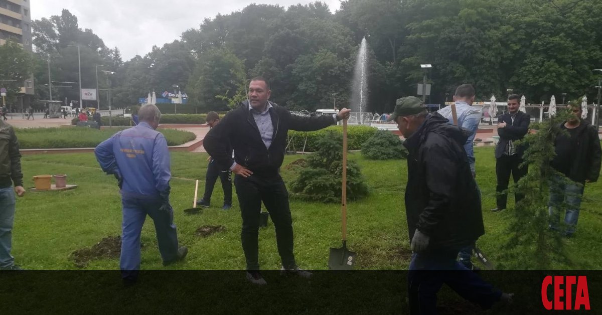Боксьорът Кубрат Пулев обяви, че ще учреди партия с името