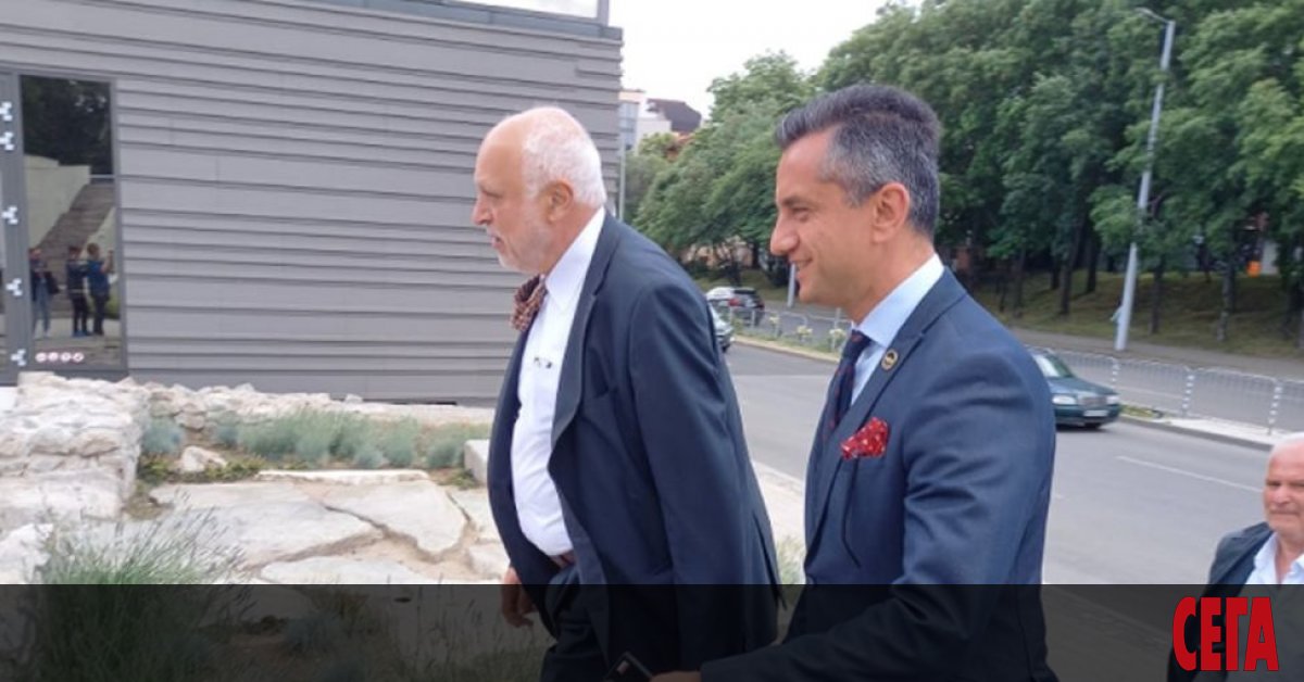 Културни институции няма да се закриват, но са нужни нови