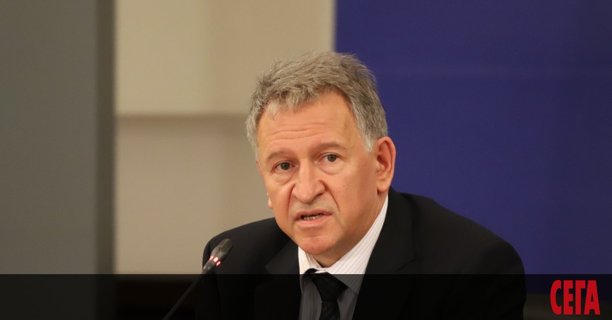 Липсата на парламент връзва ръцете на служебната власт в много