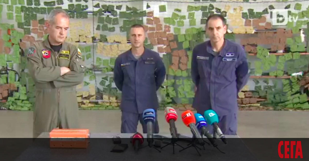 Черната кутия на падналия в Черно море МиГ-29, пилотиран от загиналия