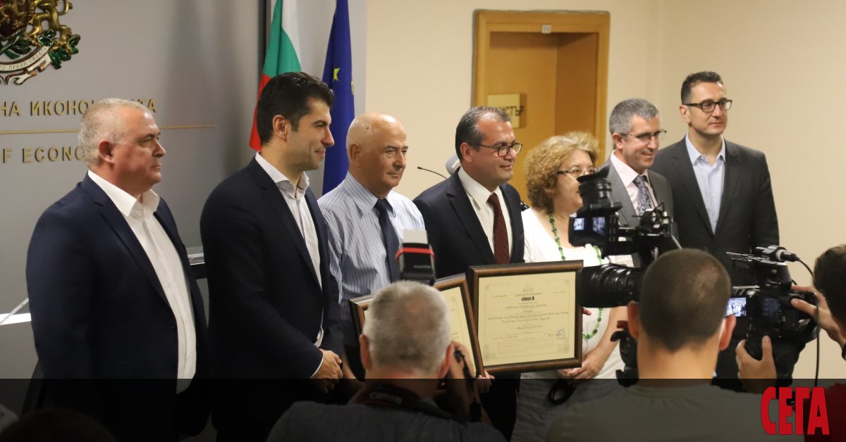 Служебният министър на икономиката Кирил Петков заяви, че би приел