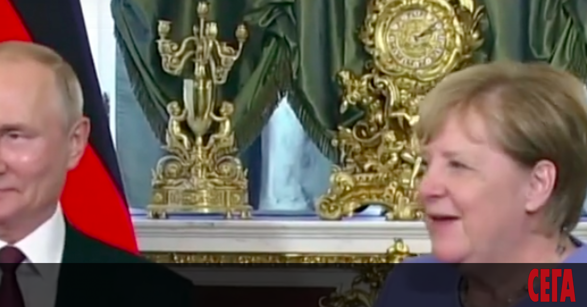 Канцлерката на Германия Ангела Меркел пристигна днес в Москва за