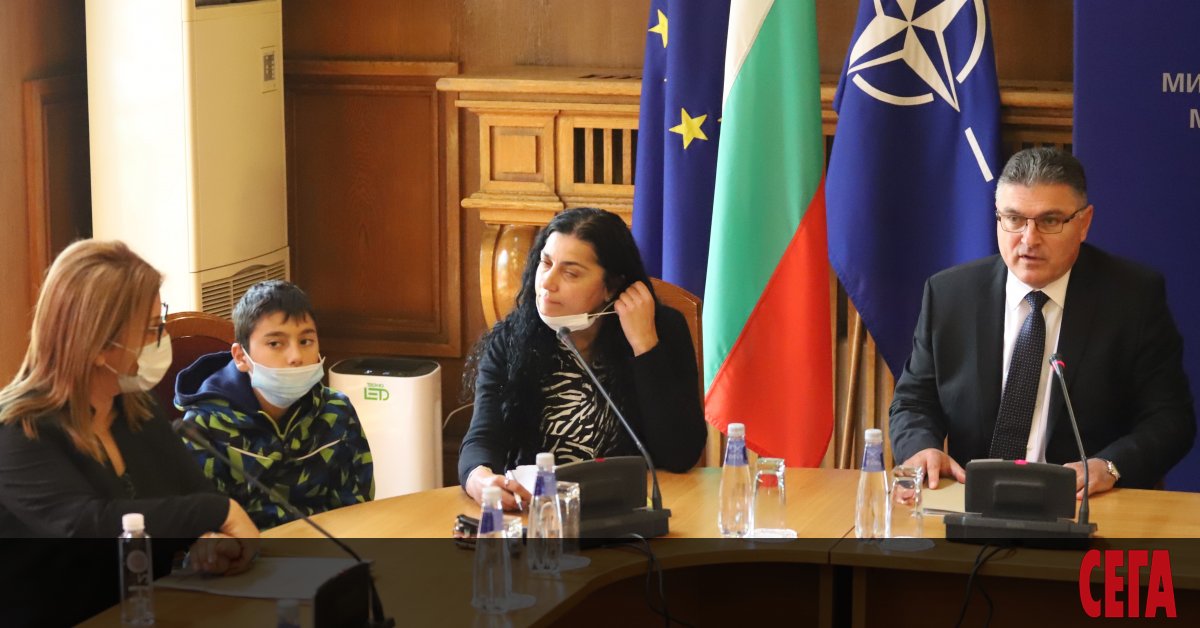 Трагедията с падналия МиГ 29 и със смъртта на пилота