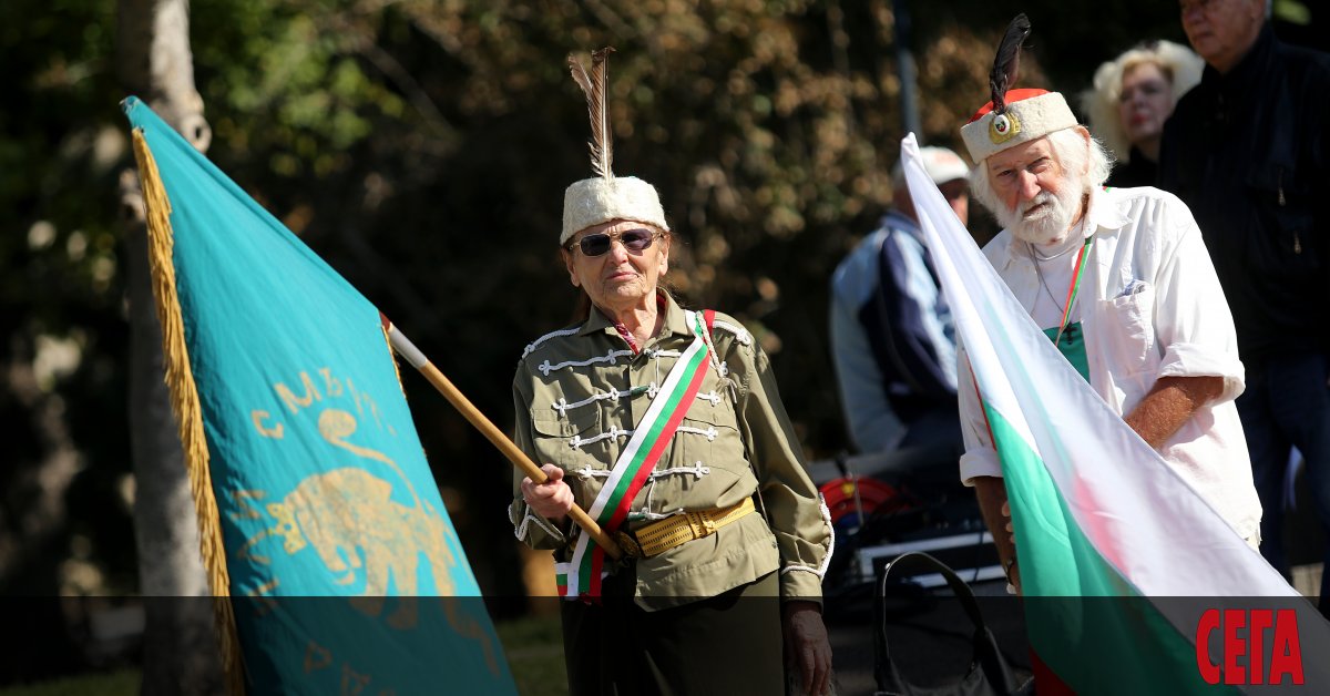 България отбелязва днес 113 години от обявяването на своята независимост.