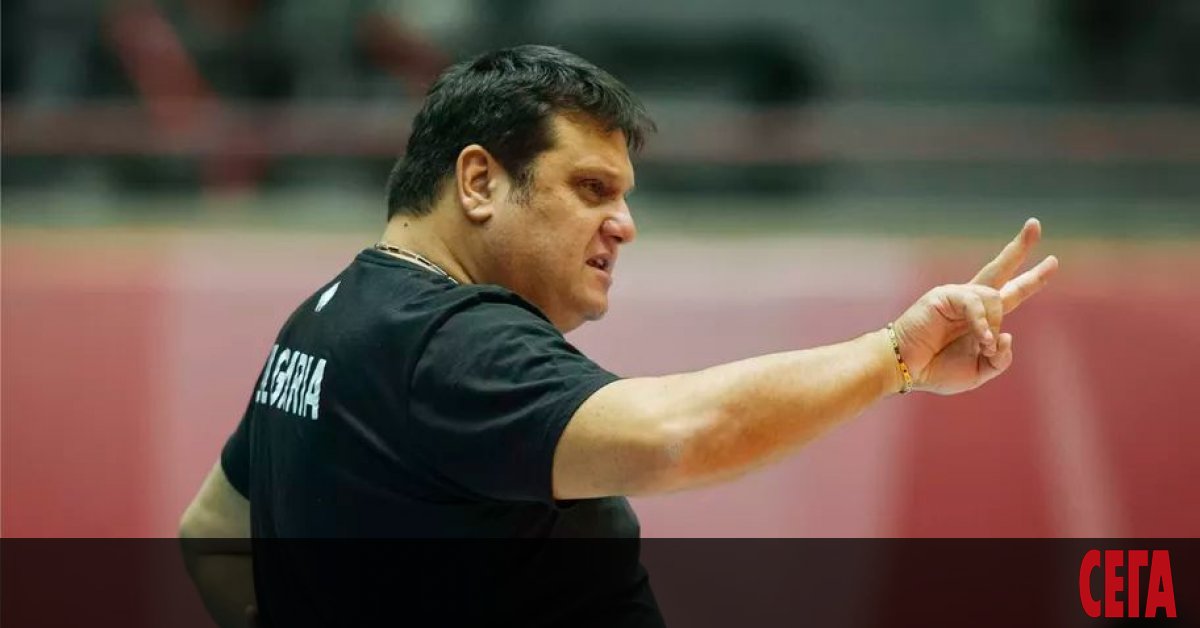 Българският национален отбор по волейбол за юноши остана втори на