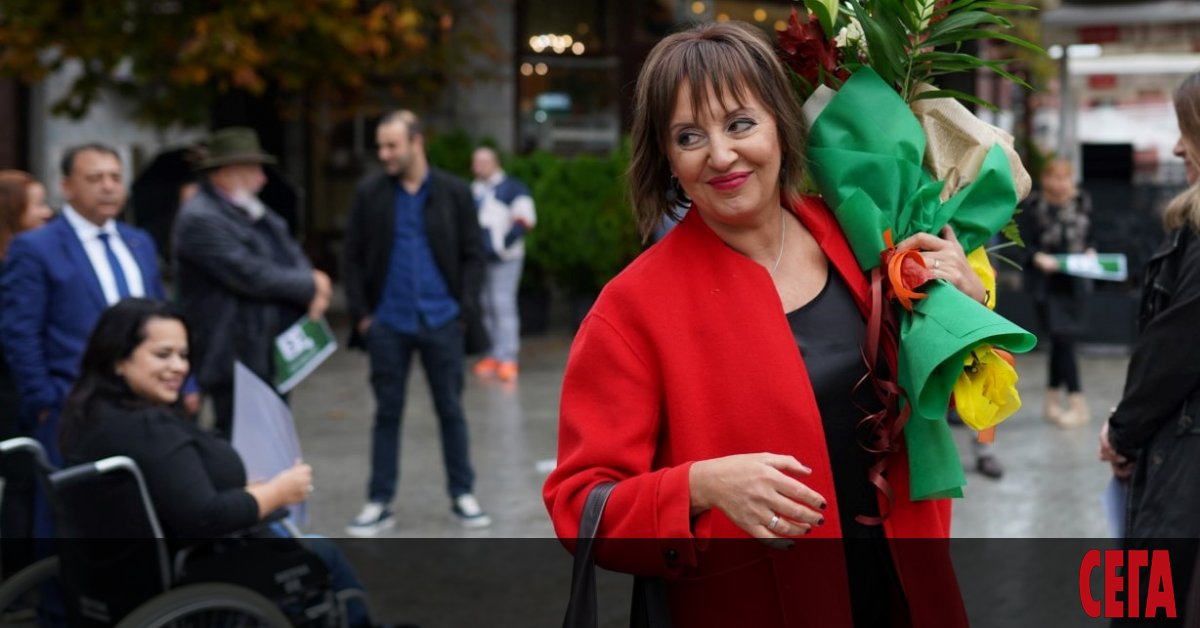 Мая Манолова е с нова прическа. Делян Пеевски е неузнаваемо