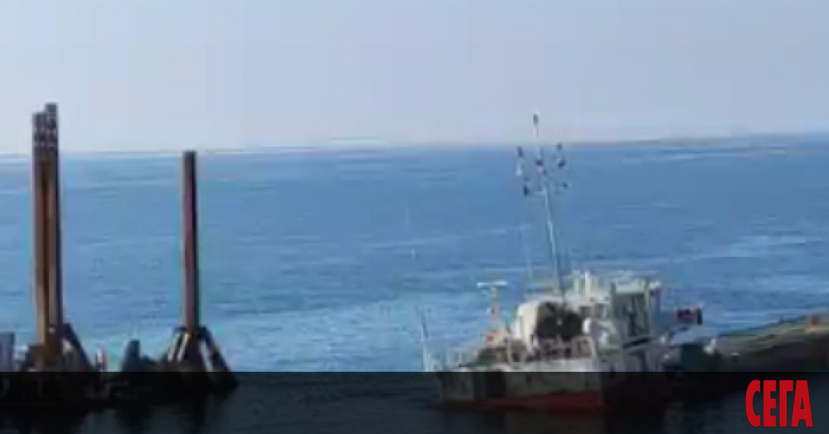 Разтоварването на Vera Su този път ще се осъществи чрез