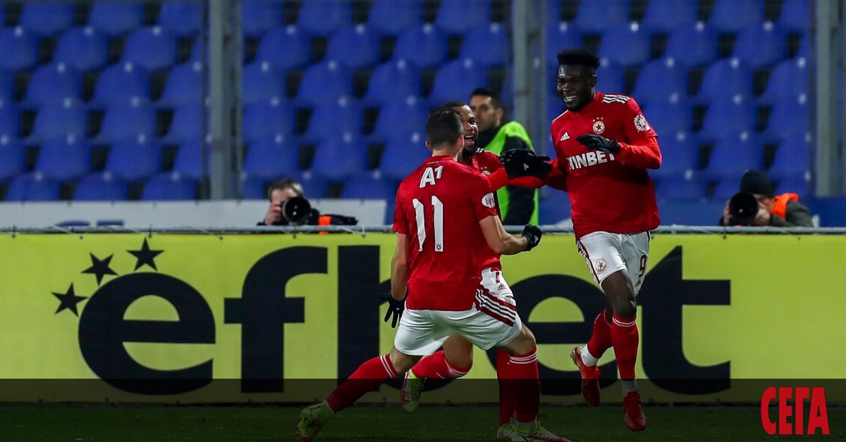 ЦСКА-София се спаси с доза късмет от загуба в предпоследния