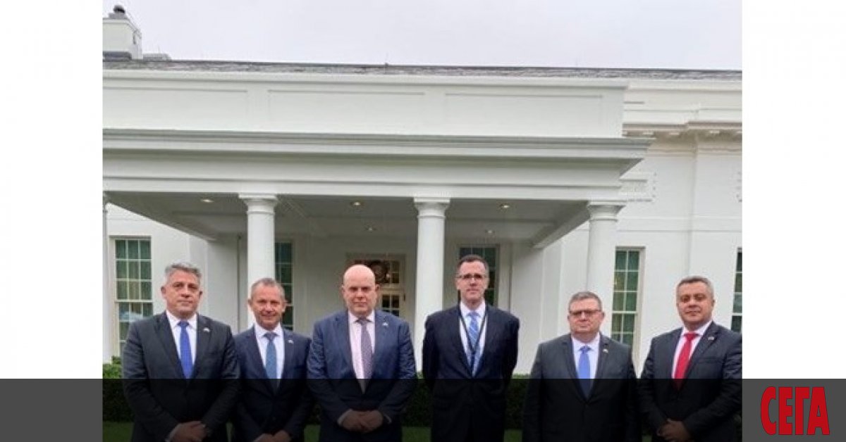 В отношенията си с европейските институции и евро-атлантическите ни партньори