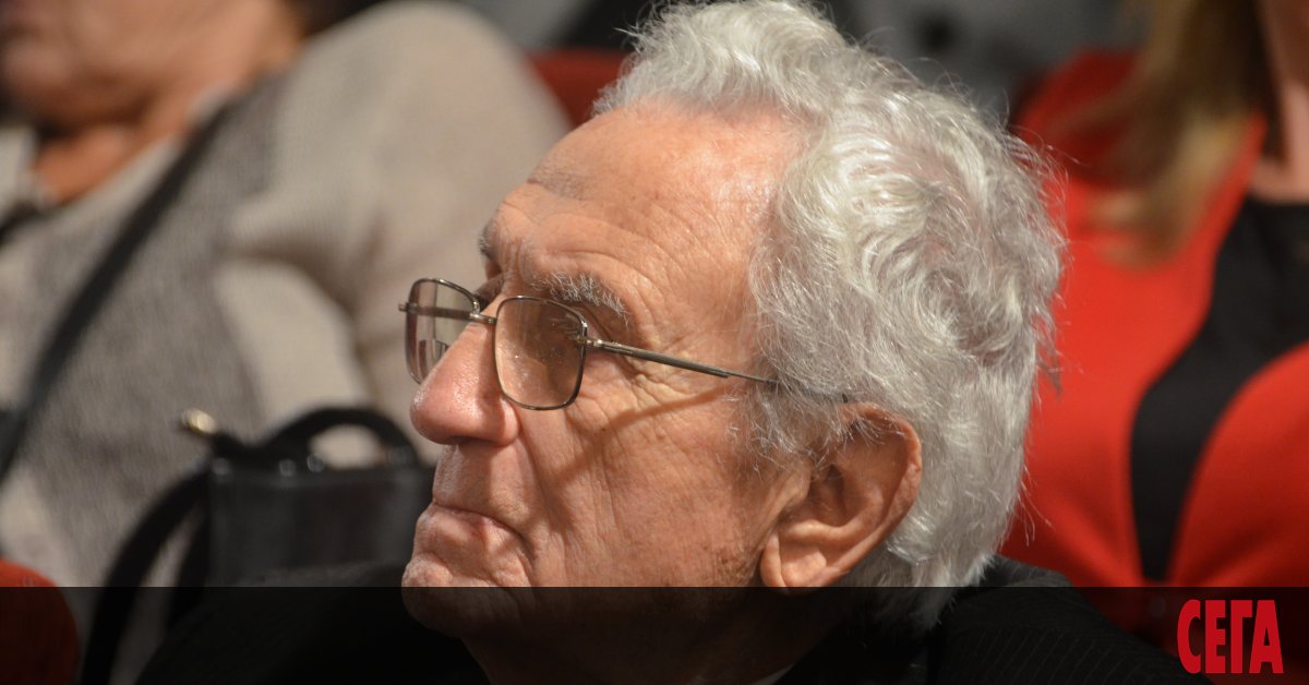 В годината на своя 100-годишен юбилей режисьорът, сценарист, писател и общественик Анжел