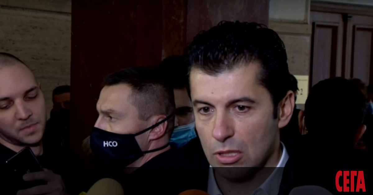 Нося папки с 19 имена. Това обяви премиерът Кирил Петков