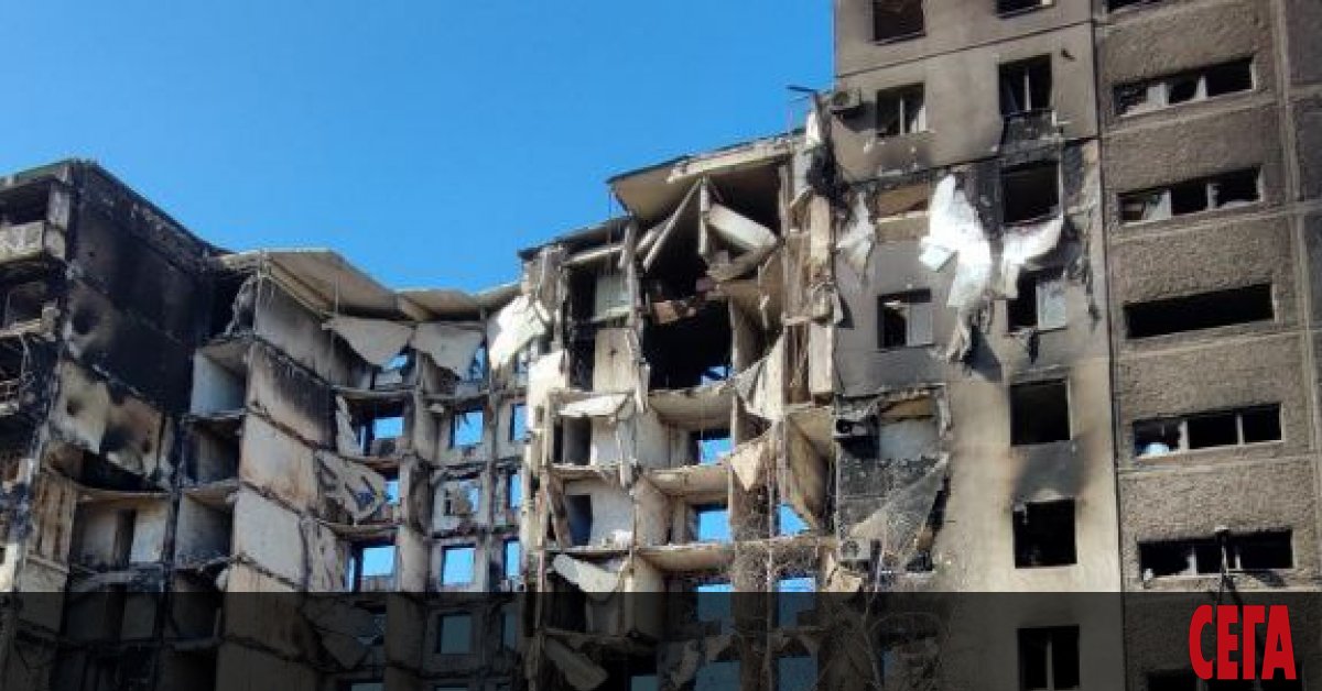 ⚡️Около 300 000 жители на Мариупол са напуснали града досега.