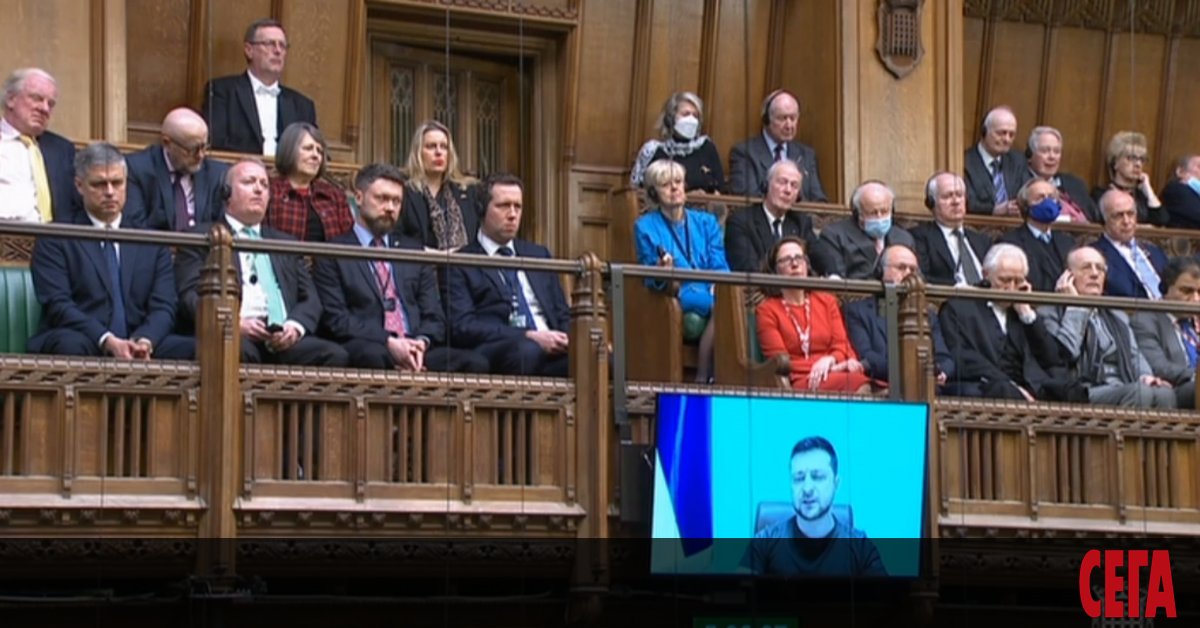 Депутатите в британския парламент изслушаха в пълно мълчание речта на