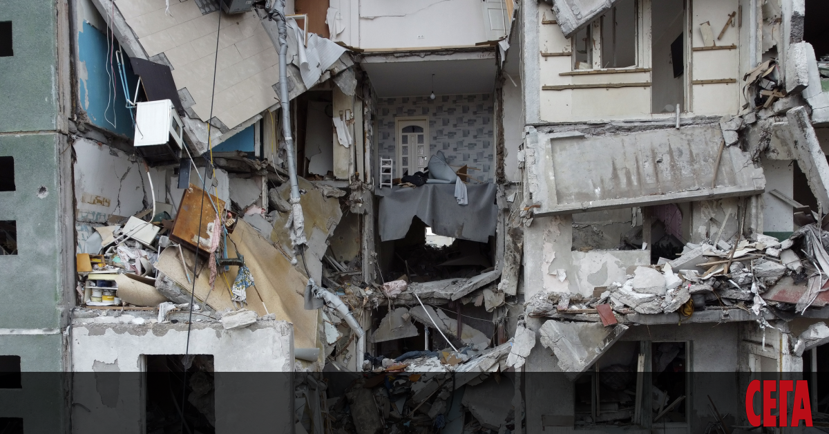 Четири експлозии са били чути рано в Киев тази сутрин,