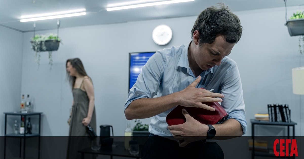 Пространството на Камерен театър Възраждане“ е тотално преобразено за най-новото