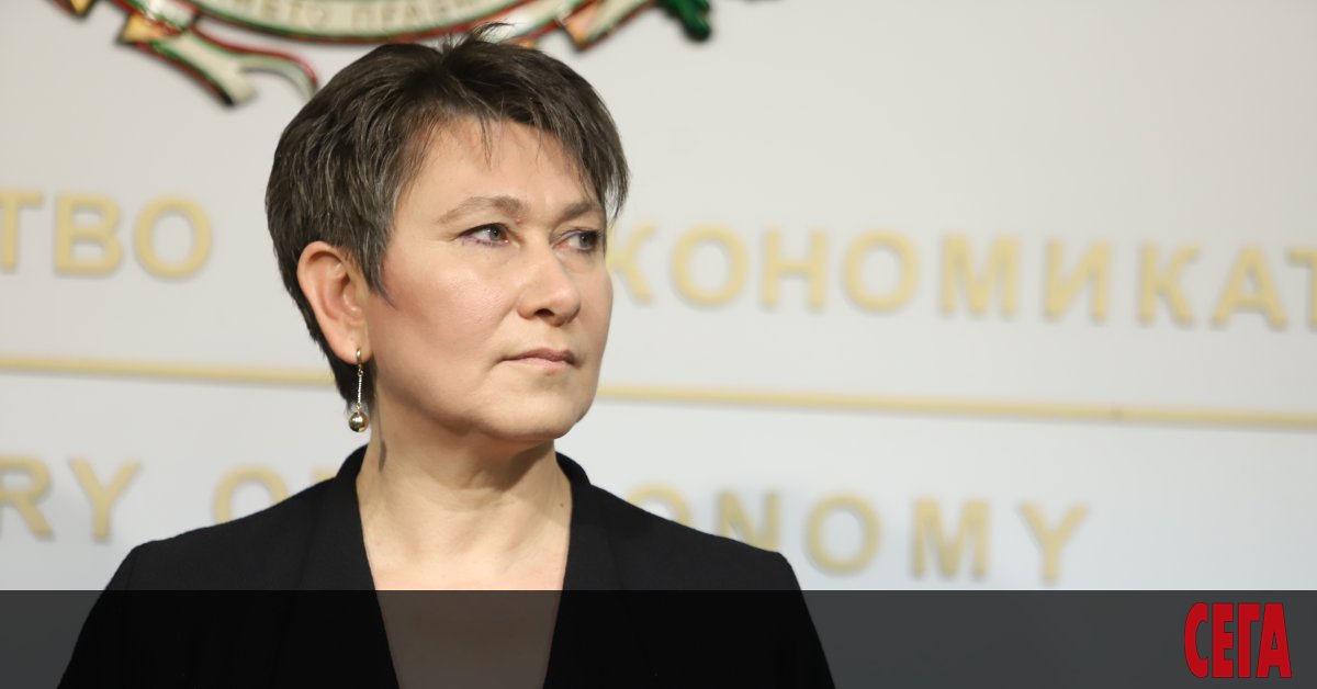 Транспортният министър Николай Събев е освободил от поста председател на