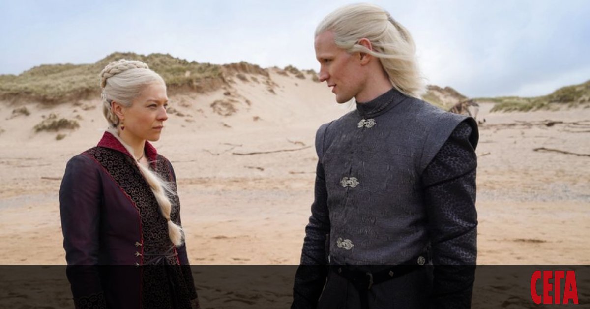 Изпълнителният продуцент Райън Кондал и писателят Джордж. Р. Р. Мартин