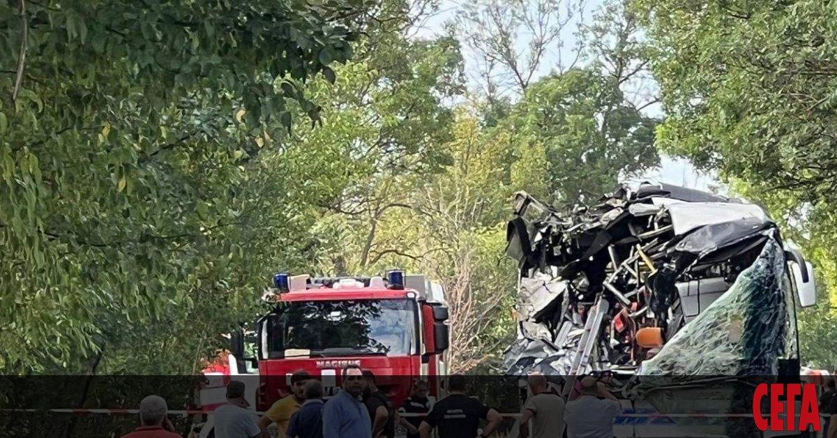 Шофьорът на румънския автобус, който вчера катастрофира на пътя Русе -