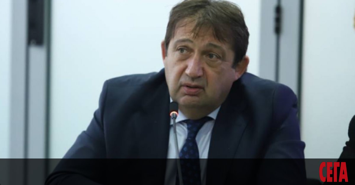 Министърът на регионалното развитие арх. Иван Шишков призова политиците да