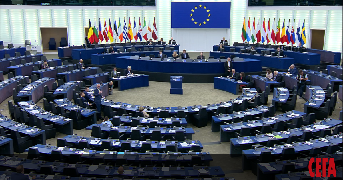 Европейският парламент обяви, че неговият ръководител Роберта Мецола е започнала