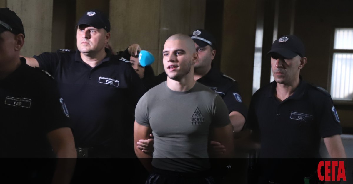 Задържания в Перник Васил Михайлов, който е син на бившия зам.-окръжния прокурор