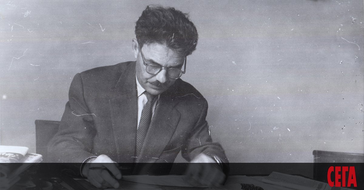 На 8 декември, четвъртък, от 18:00 часа предстои откриването на