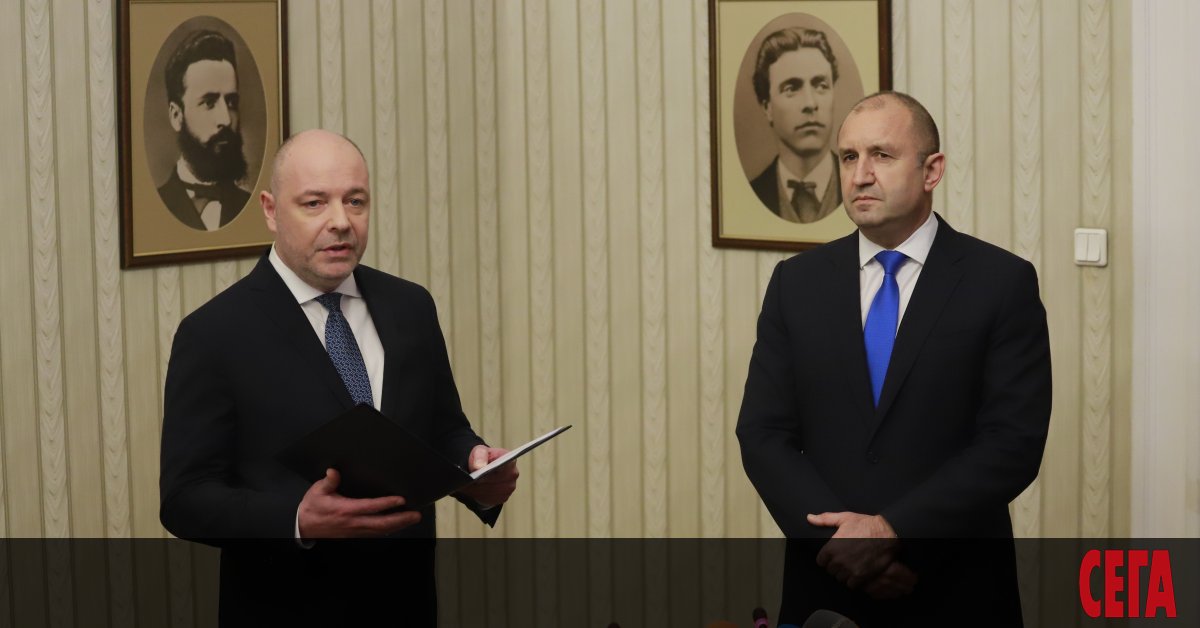 Кандидатът за министър-председател на ГЕРБ-СДС Николай Габровски представи пред президента