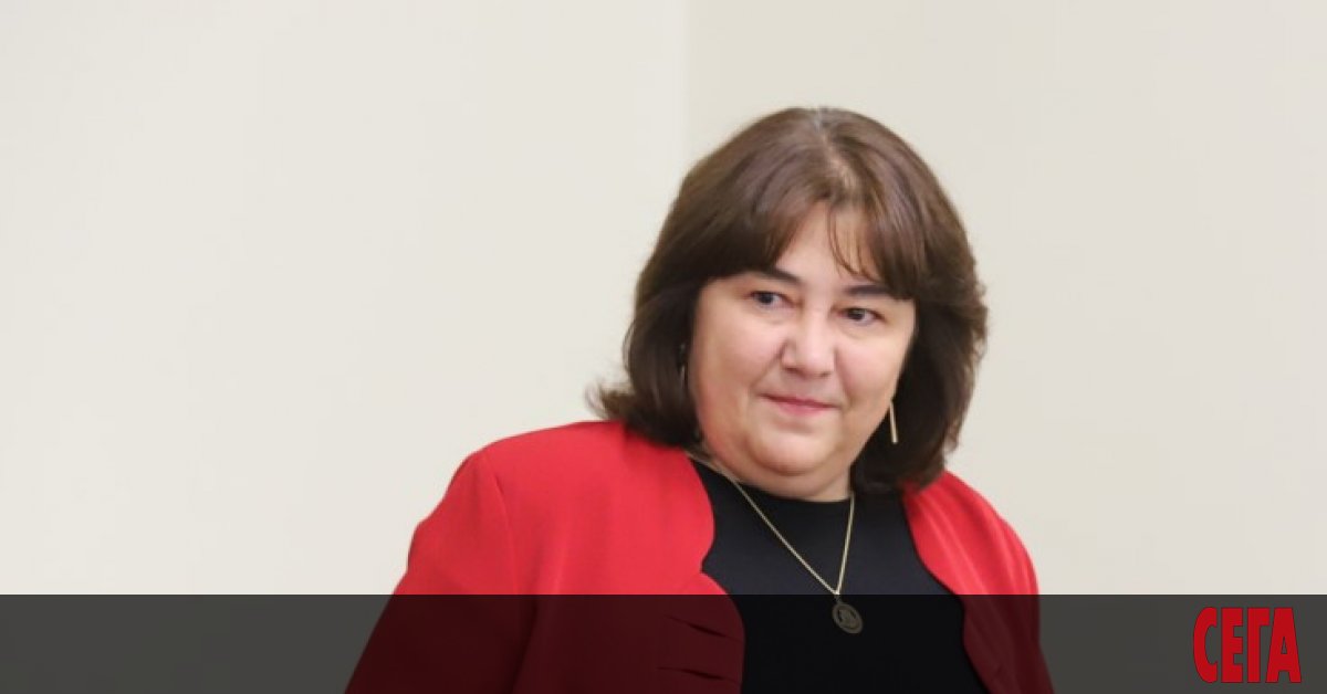 - Г-жо Велкова, времето тече, а редовно правителство няма. На този