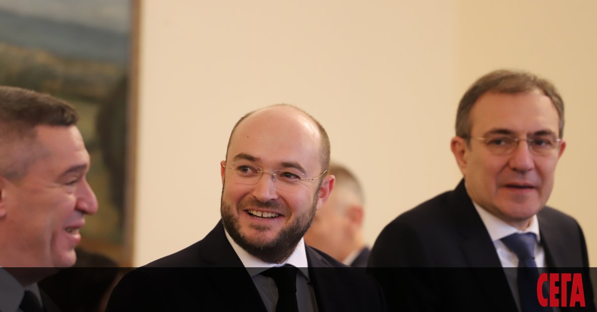 На първо четене в парламента днес бяха приети три проекта