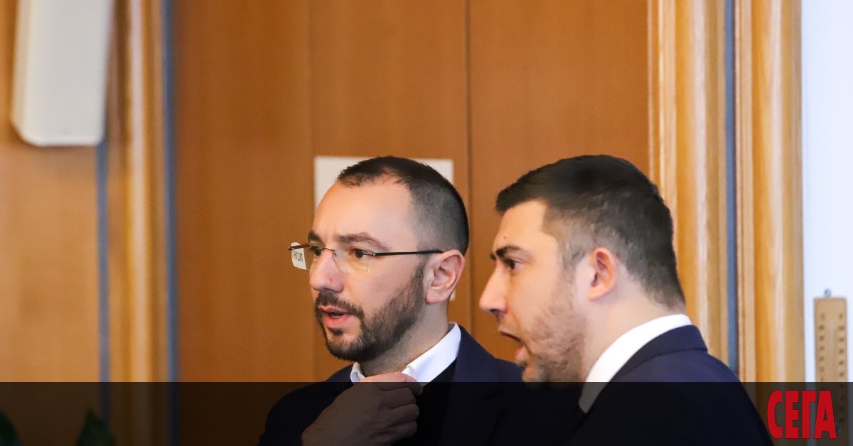 Въпреки призивите на общинските съветници от ПП-ДБ-Спаси София и на