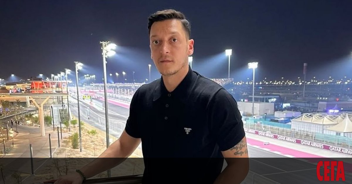 Продължаващите обществени вълнения в Турция предизвикват поляризация и сред известни