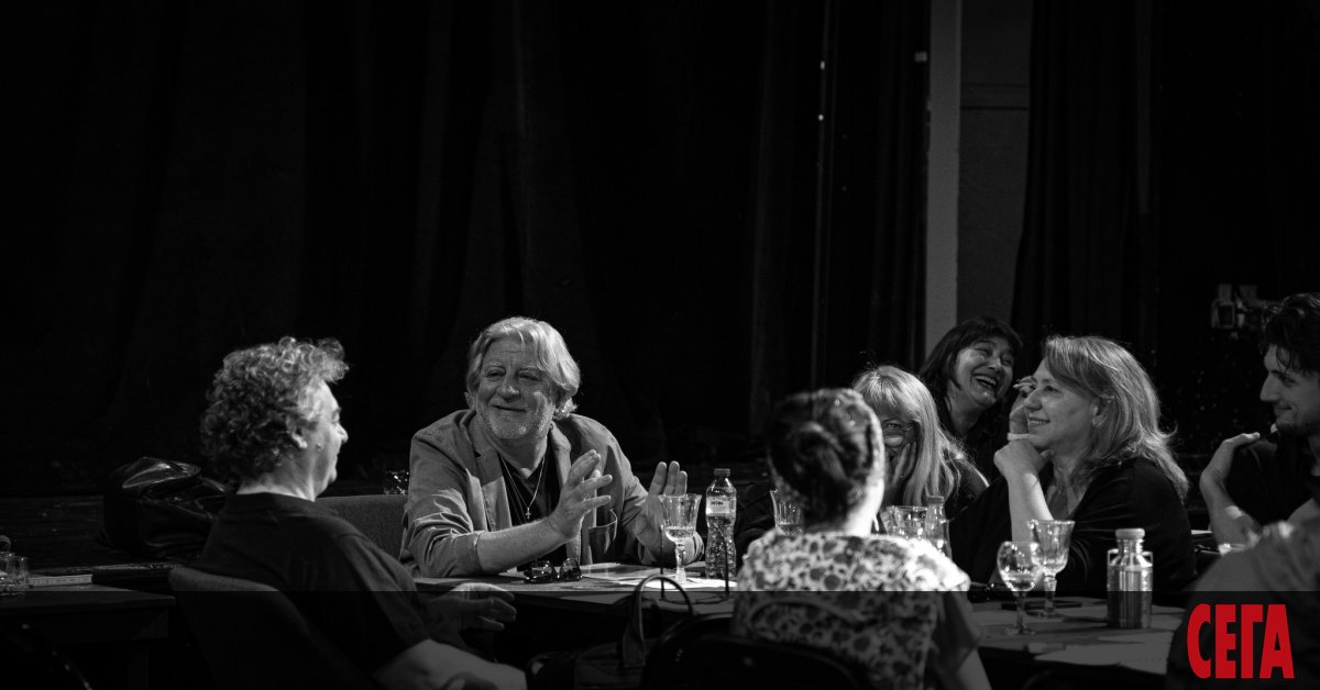 Големият режисьор Александър Морфов започна репетиции в Драматичен театър –