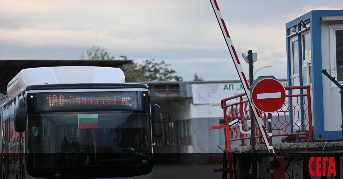 След 6-дневна блокада градският транспорт на София отново се движи.