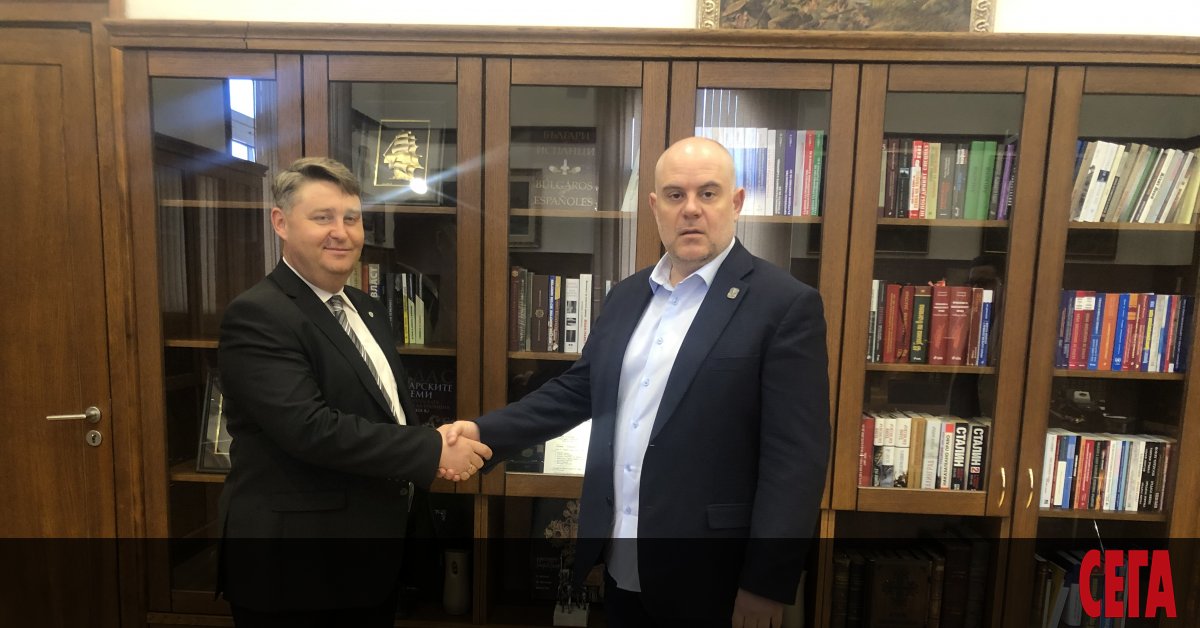 Дългогодишният шеф на Асоциацията на прокурорите в България и военен