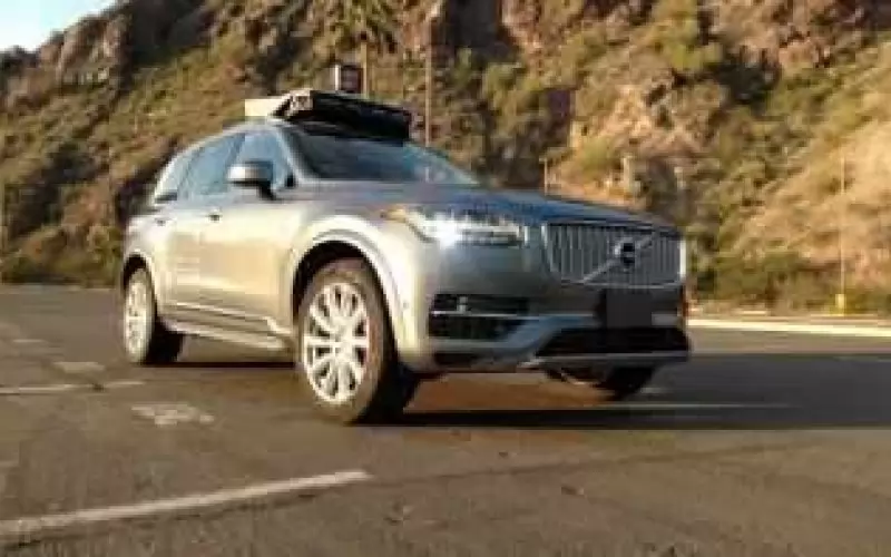 Такова Volvo XC90, оборудвано с автопилот от Uber, е причинило смъртта на 49-годишната Илейн Херцберг.