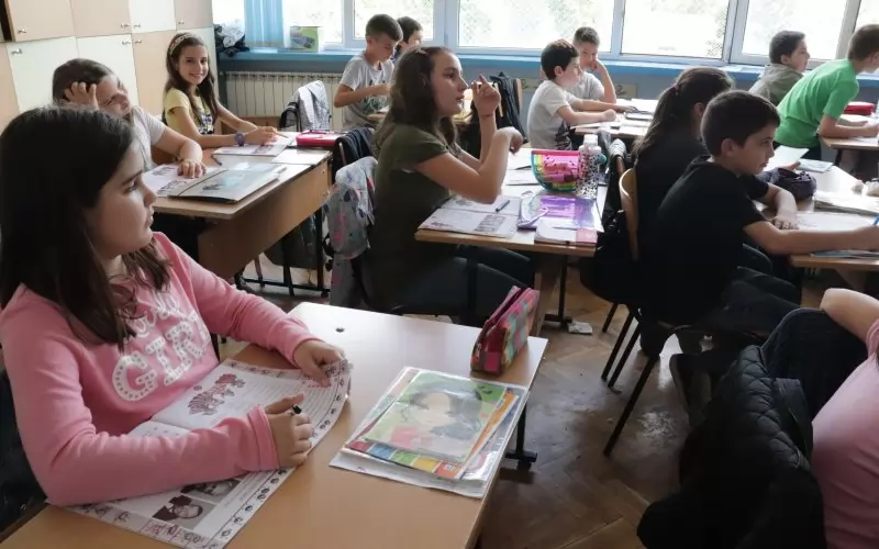 Училищата може да се окажат принудени да доплатят от бюджетите си за "безплатните" учебници от 8 до 12 клас.