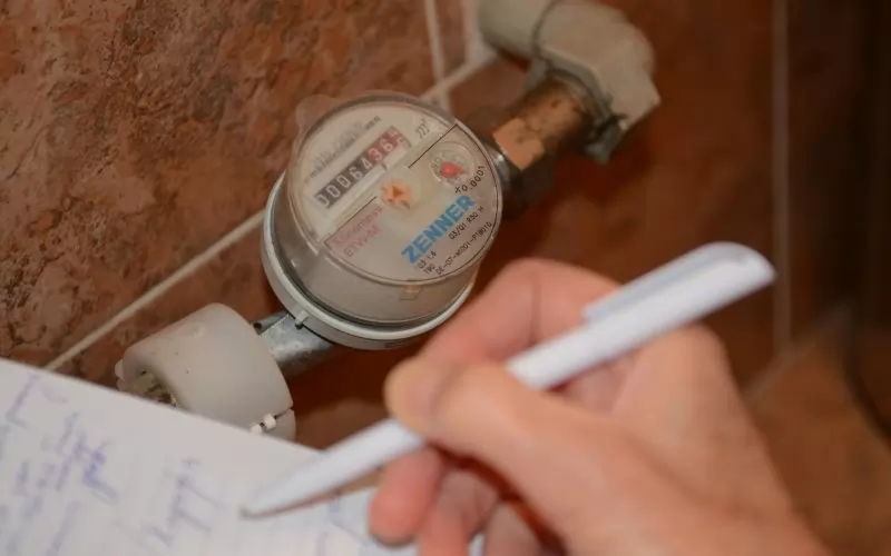 След 20%-ния скок на цената на водата в София от 1 октомври, "Софийска вода" иска ново 4% увеличение от 1 януари, 2025 г.