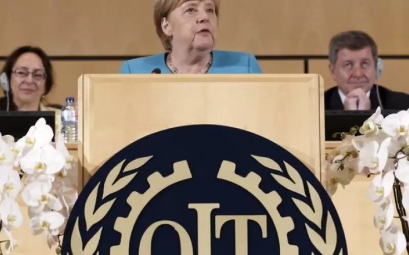  Ангела Меркел на трибуната на Международната организация на труда
