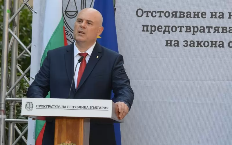 Главният прокурор обяви по време на съвещанието, че прокуратурата е внесла светлина в мрака.