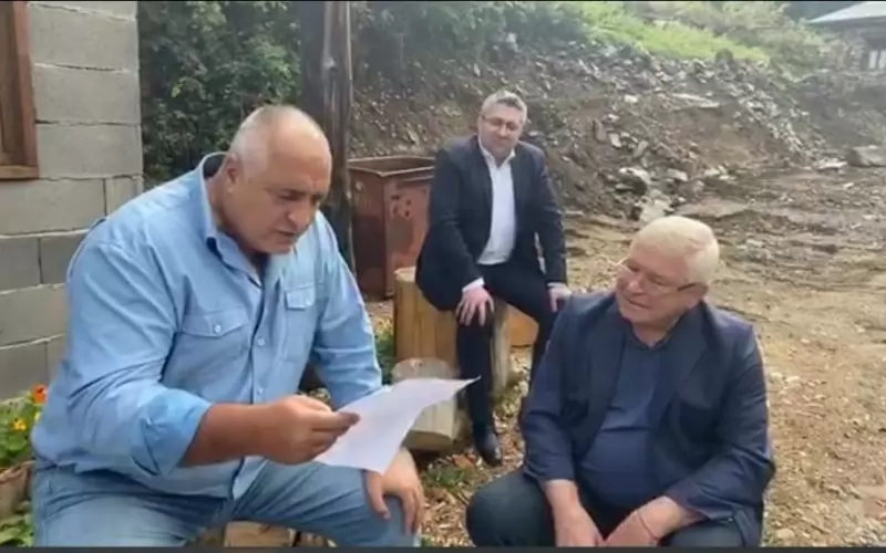 "Оперативка" с министри на пънче в гората  - управленска иновация и пореден фарс на Бойко Борисов, докато икономиката се гърчи в ковид криза.  