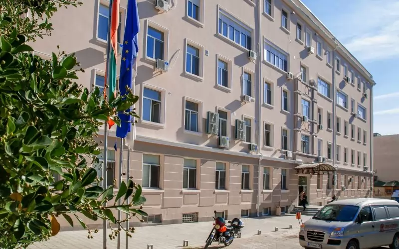 Болницата в Сливен разкри ново отделение за лечение на COVID-19.