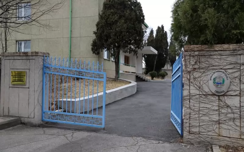 Изоставеното венецуелско посолство