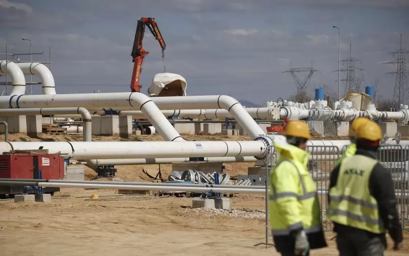 След над едно десетилетие размотаване по времето на ГЕРБ газопроводът вече е построен.