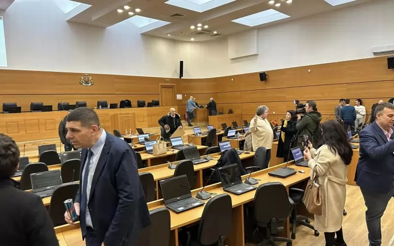 Както се очакваше, ГЕРБ отново провали опитите да се промени решението за Панаира в полза на Георги Гергов.