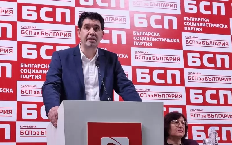 Иван Таков бе сменен от Диана Тонова начело на БСП-София, но остава шеф на общинската група на социалистите. 