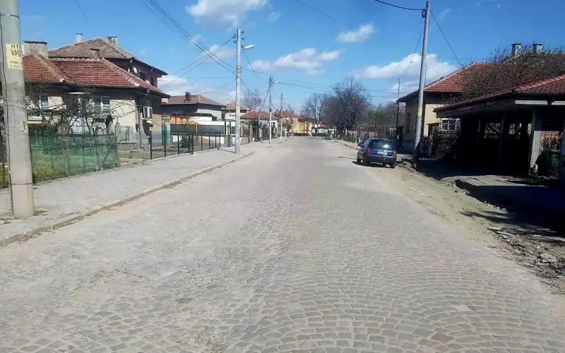 Заплашеният участък от улица "Карловска".