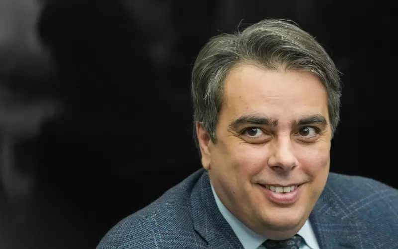 Асен Василев