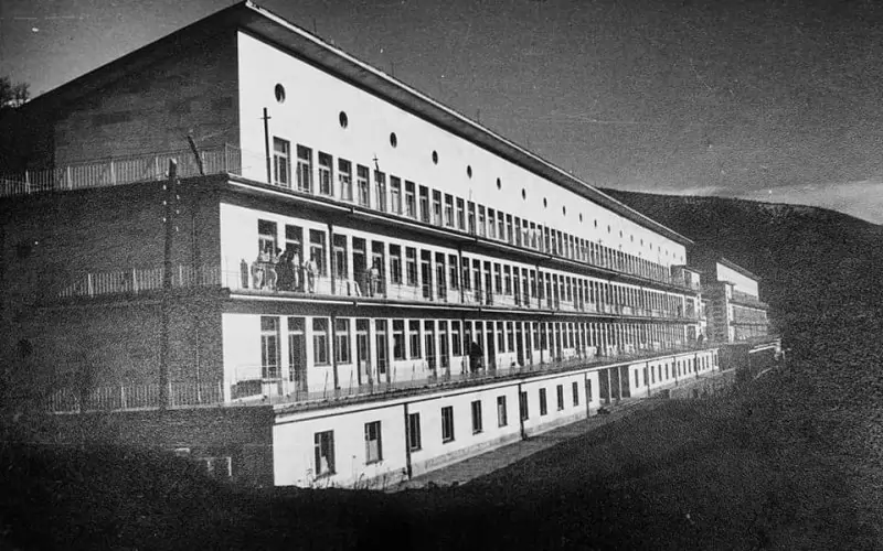 Болницата от периода на разцвета си - една малка част от нея.
